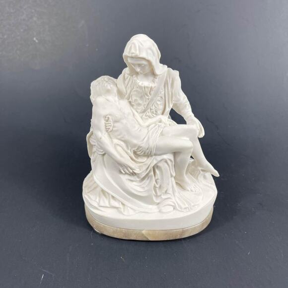Stonelite La Pieta Sculpture Studio G Bessi Made In Italy Mary & Jesus - Picture 1 of 6